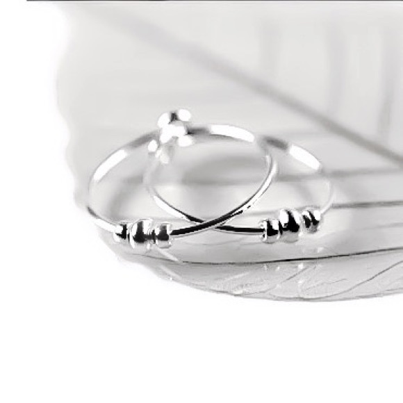 925 Sterling Silver Minimalist Style Beaded Latch Hoop Earrings 5/8” Lightweight - Picture 4 of 8